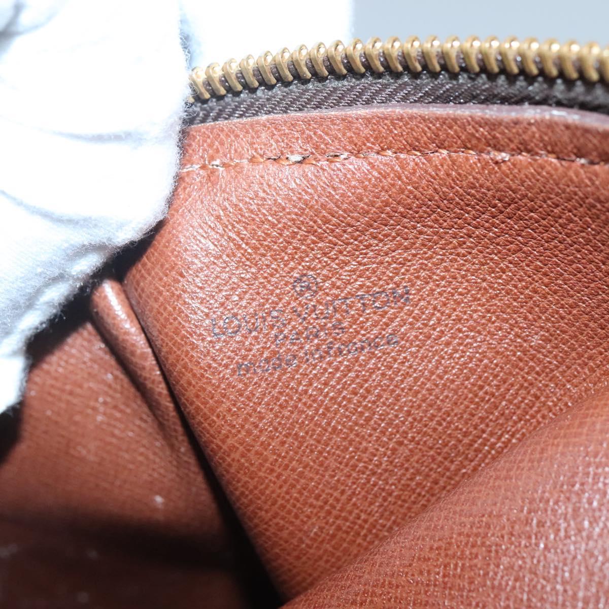 LOUIS VUITTON papillon 30