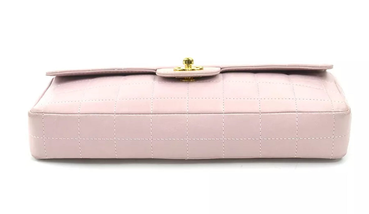 CHANEL pink chocolate bar shoulderbag