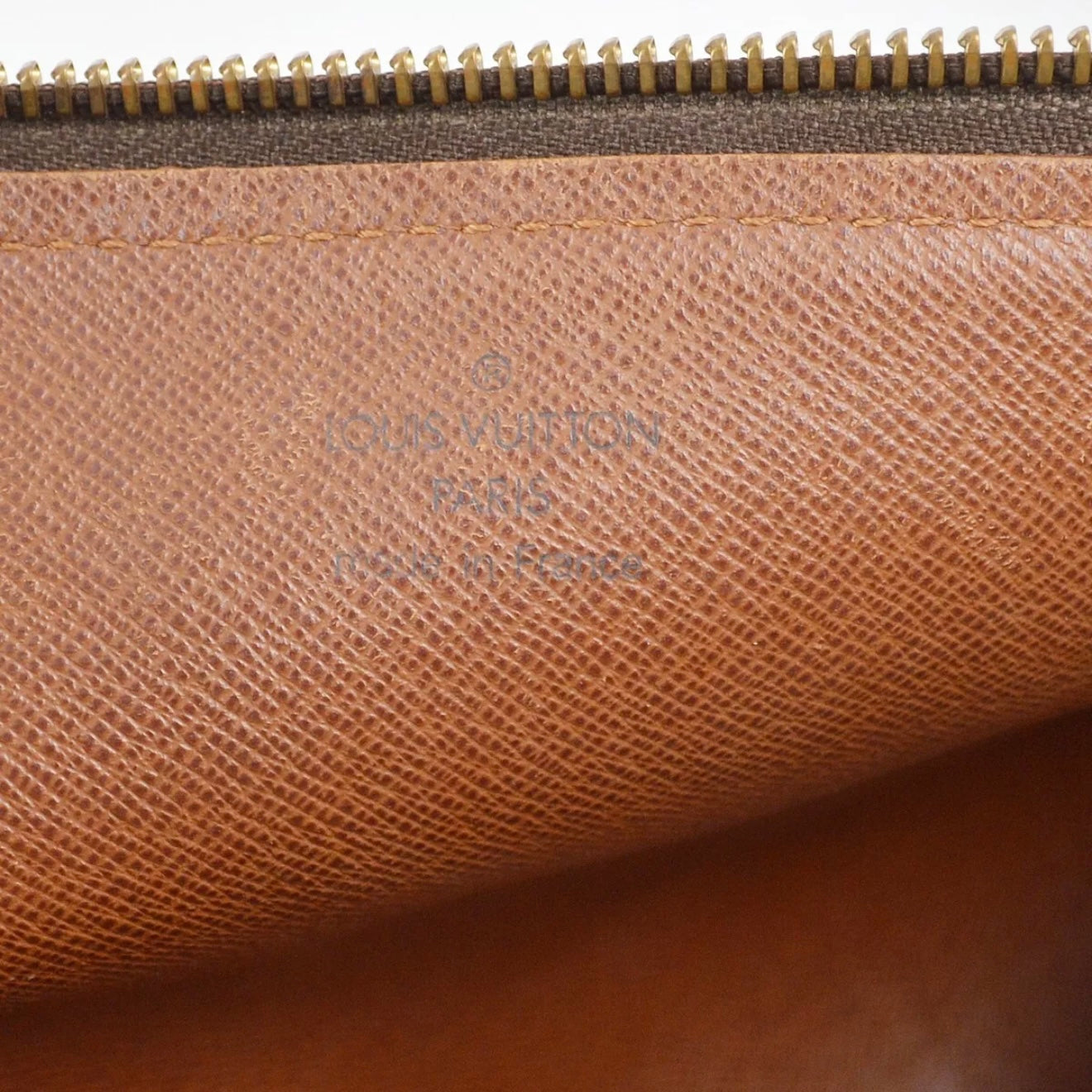 LOUIS VUITTON papillon 30
