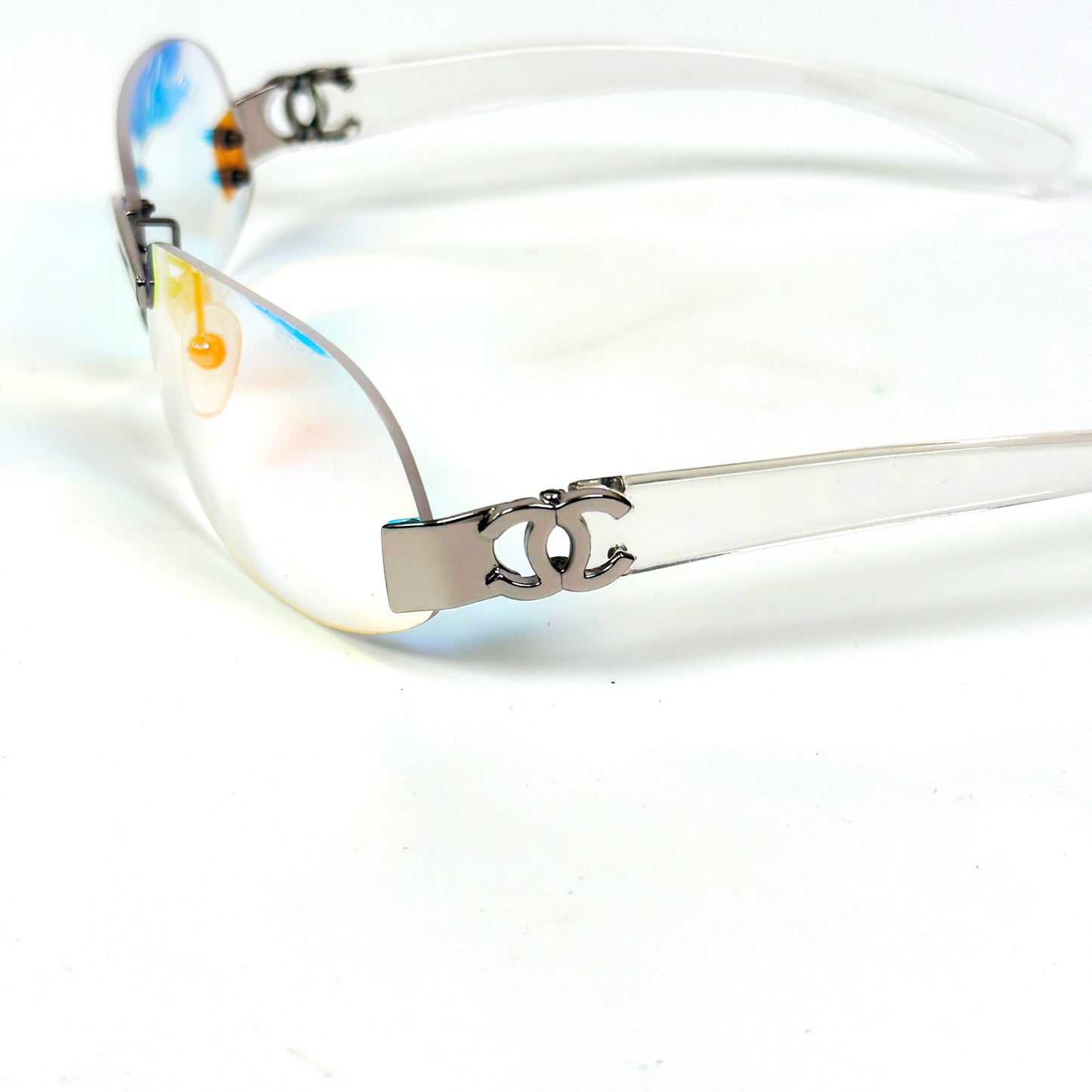 CHANEL iridescent sunglasses