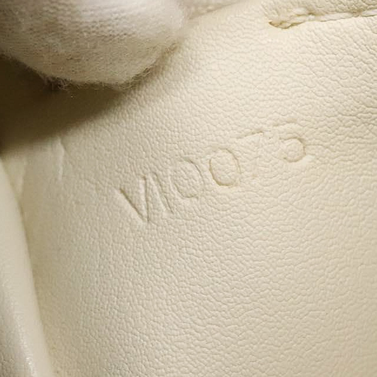 LOUIS VUITTON pastel yellow vernis Bedford