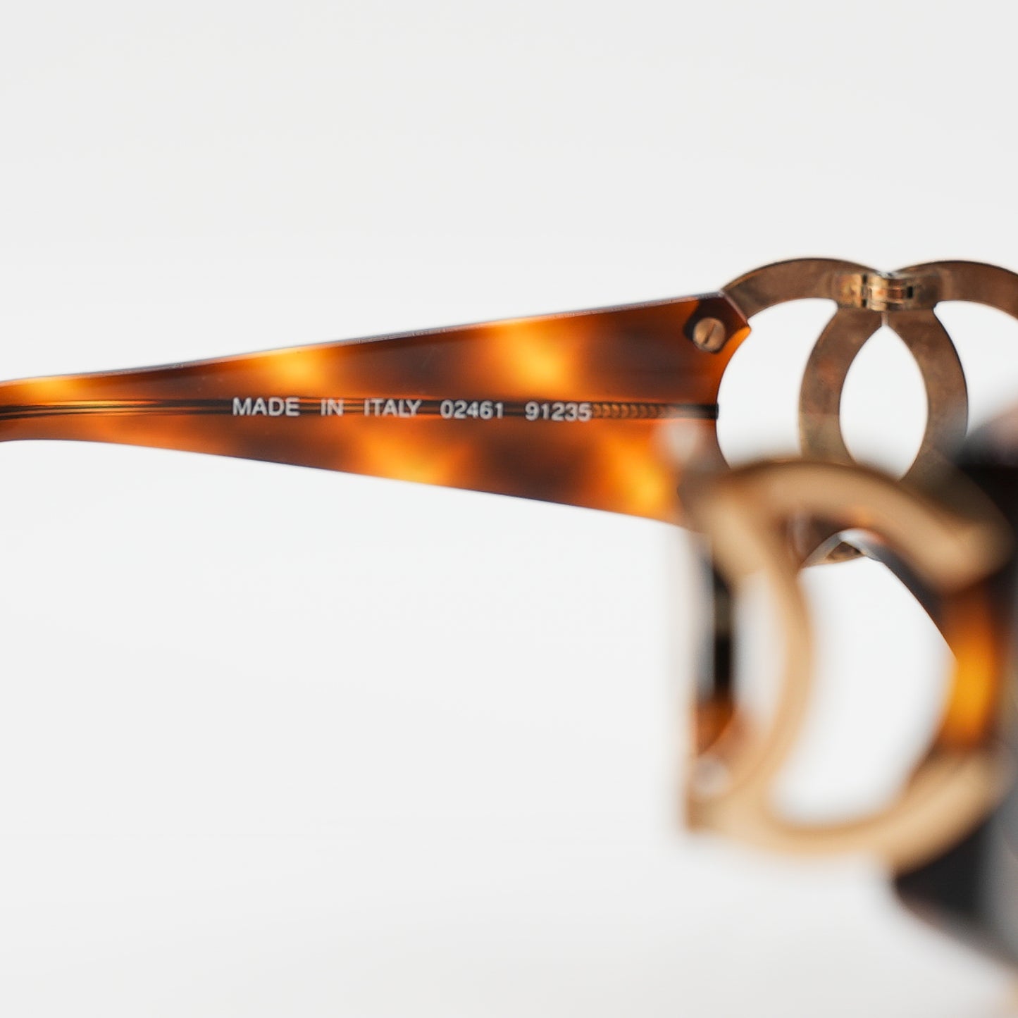 CHANEL tortoiseshell 02461 sunglasses
