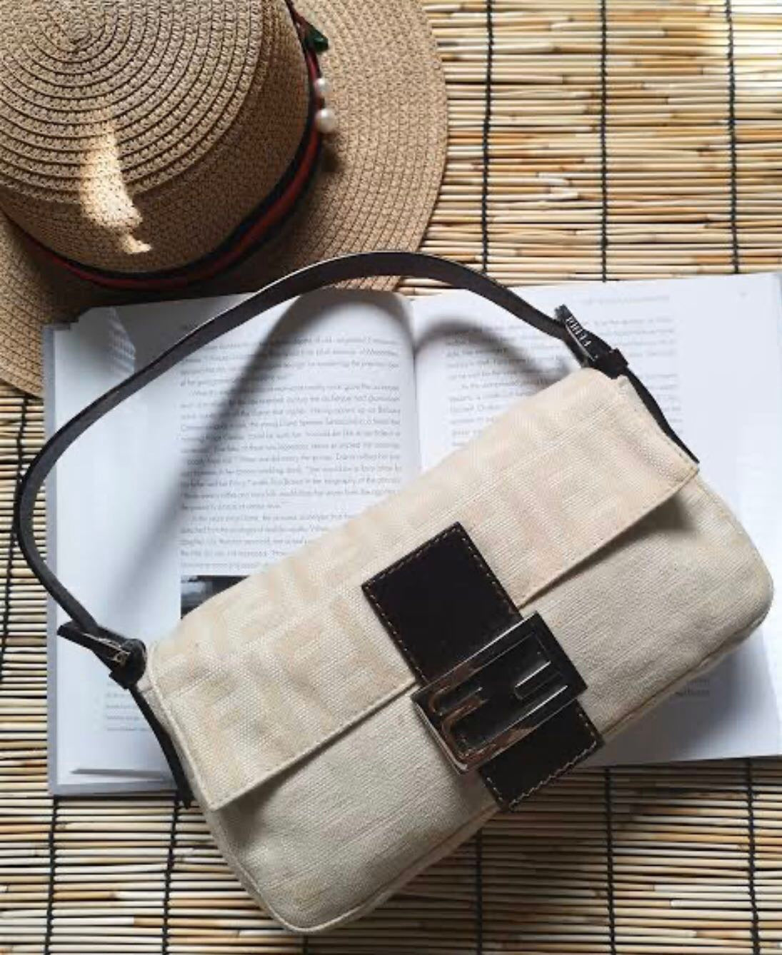 FENDI beige zucca baguette