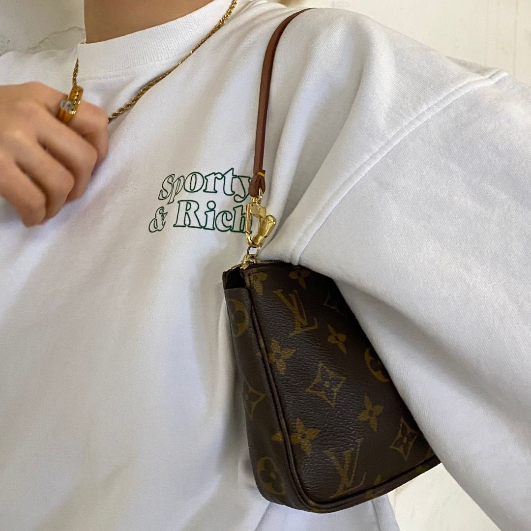 LOUIS VUITTON pochette