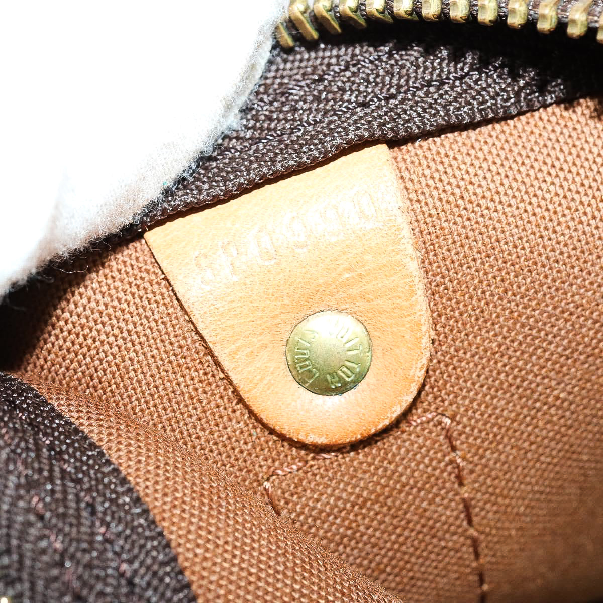 LOUIS VUITTON Keepall 50 with crossbody strap