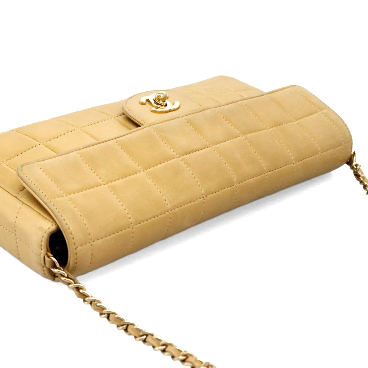 CHANEL beige lambskin chocolate bar shoulder bag
