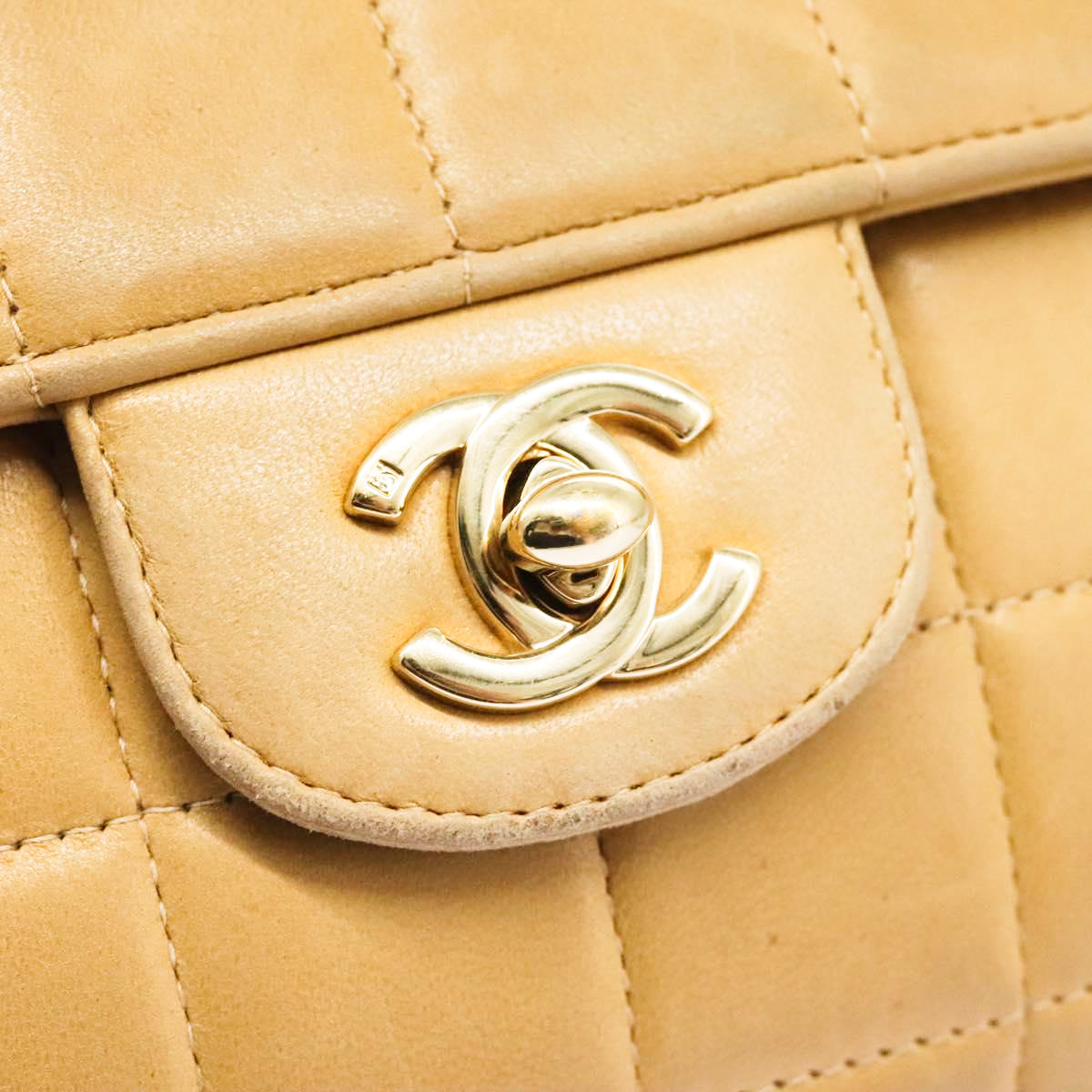 CHANEL beige lambskin chocolate bar shoulder bag