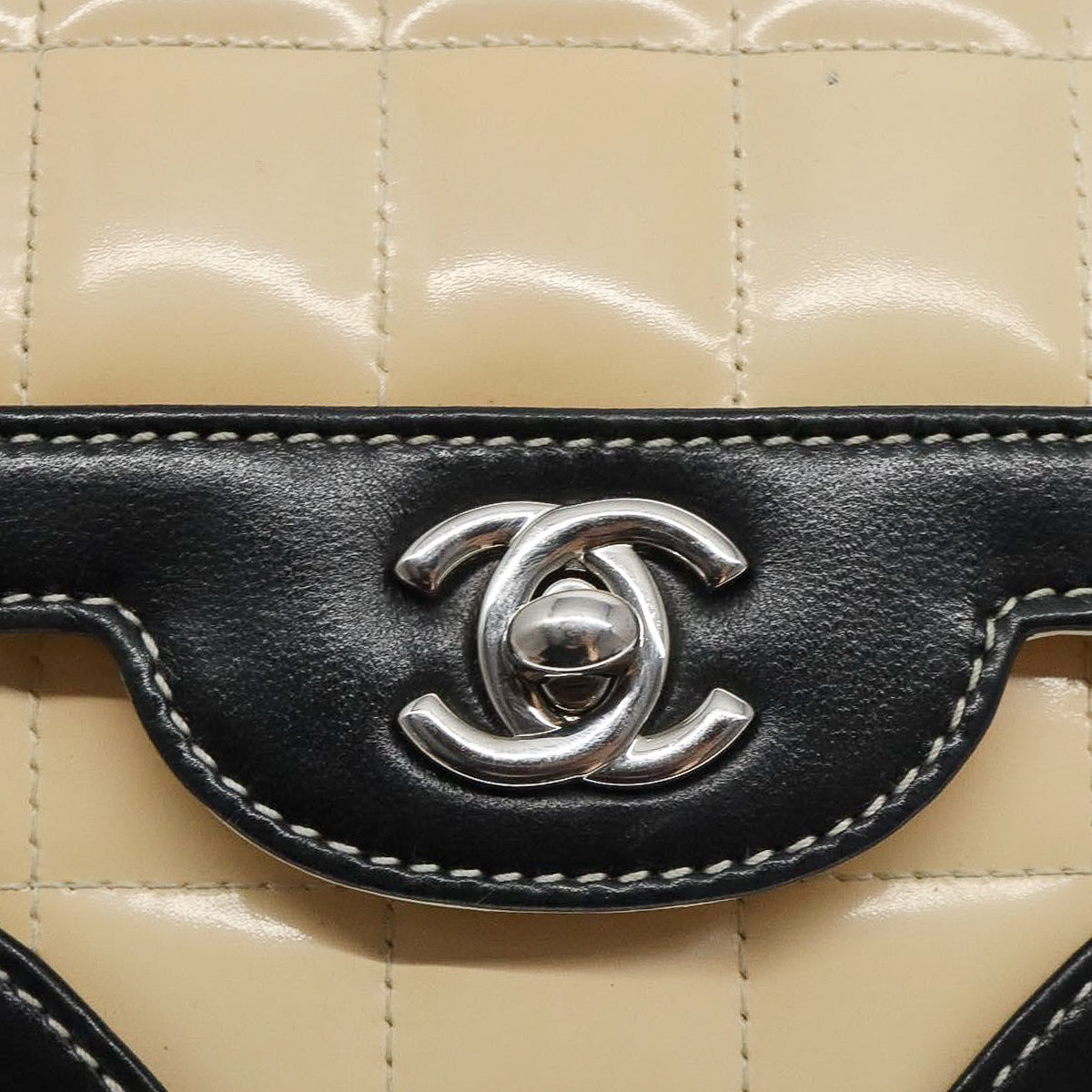 CHANEL cream mini chocolate bar bag
