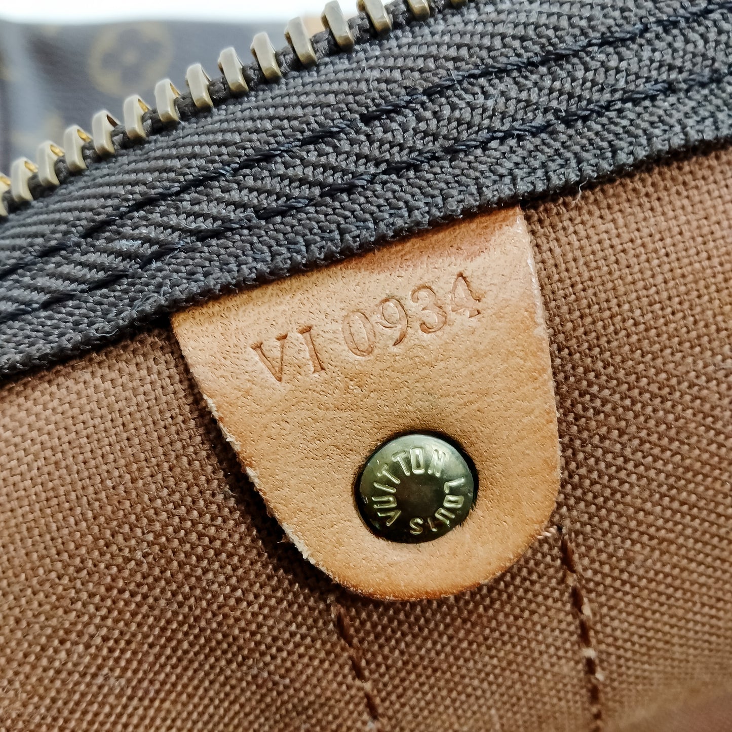 LOUIS VUITTON Keepall 55