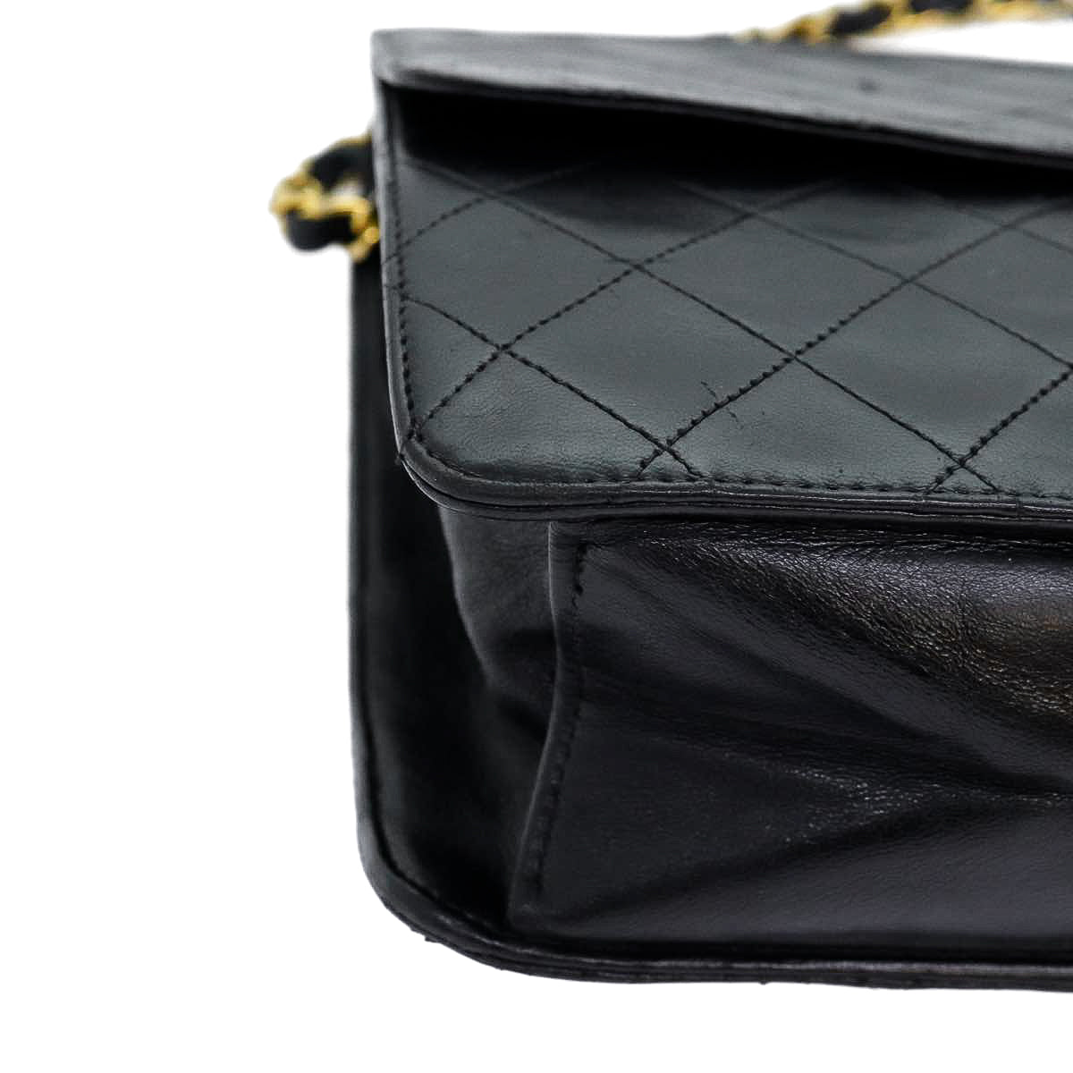 CHANEL matelasse lambskin flap bag