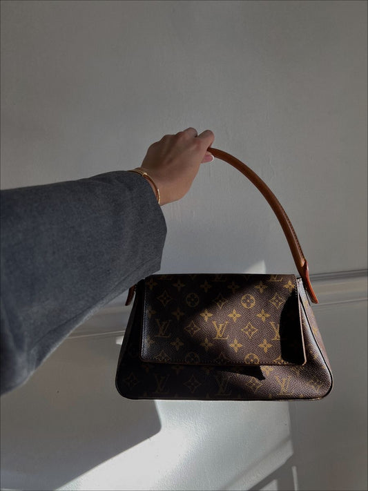 LOUIS VUITTON mini looping bag