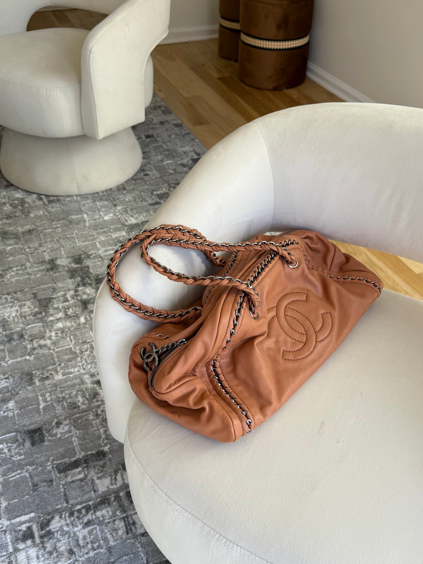 CHANEL chocolate luxe ligne bowler bag