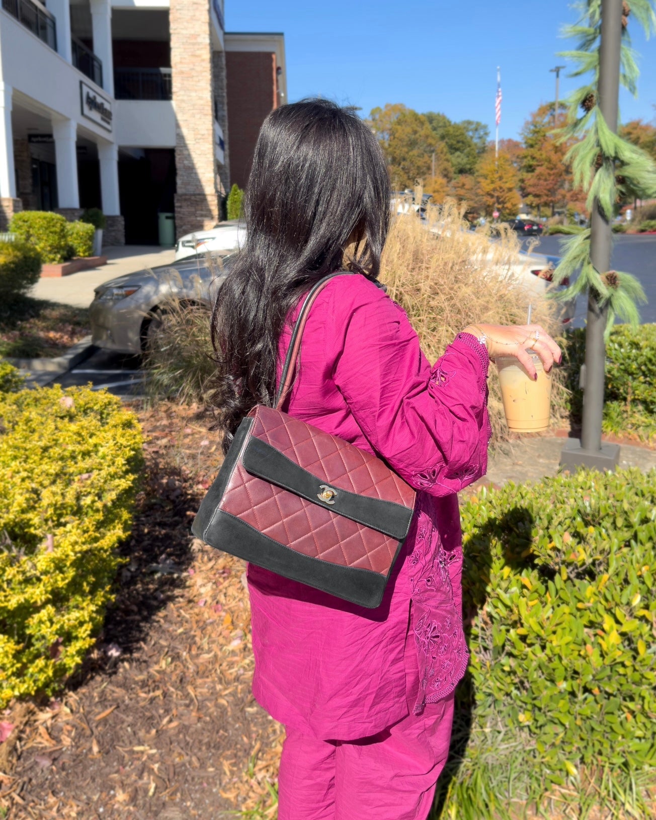 CHANEL lambskin quilted shoulder bag