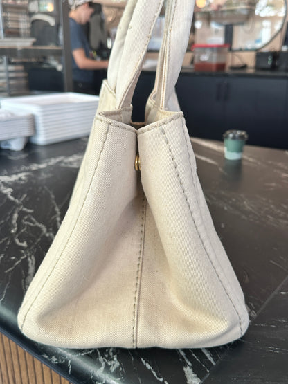 PRADA canapa tote