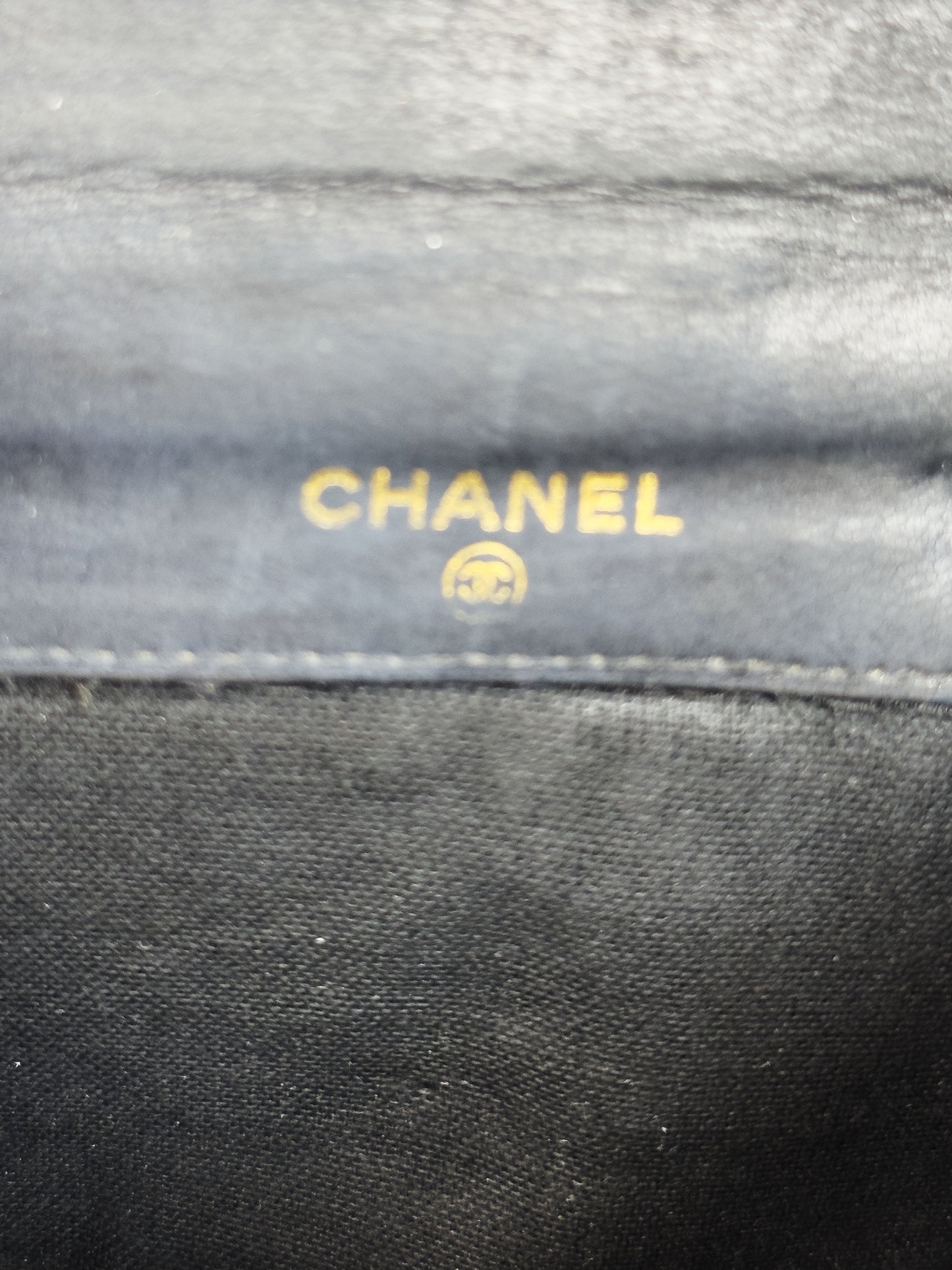 CHANEL caviar leather wallet