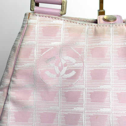 CHANEL pink travel line shoulderbag