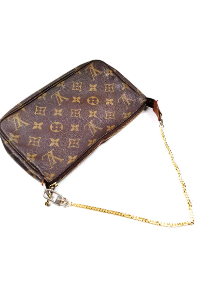 LOUIS VUITTON gold chain pochette