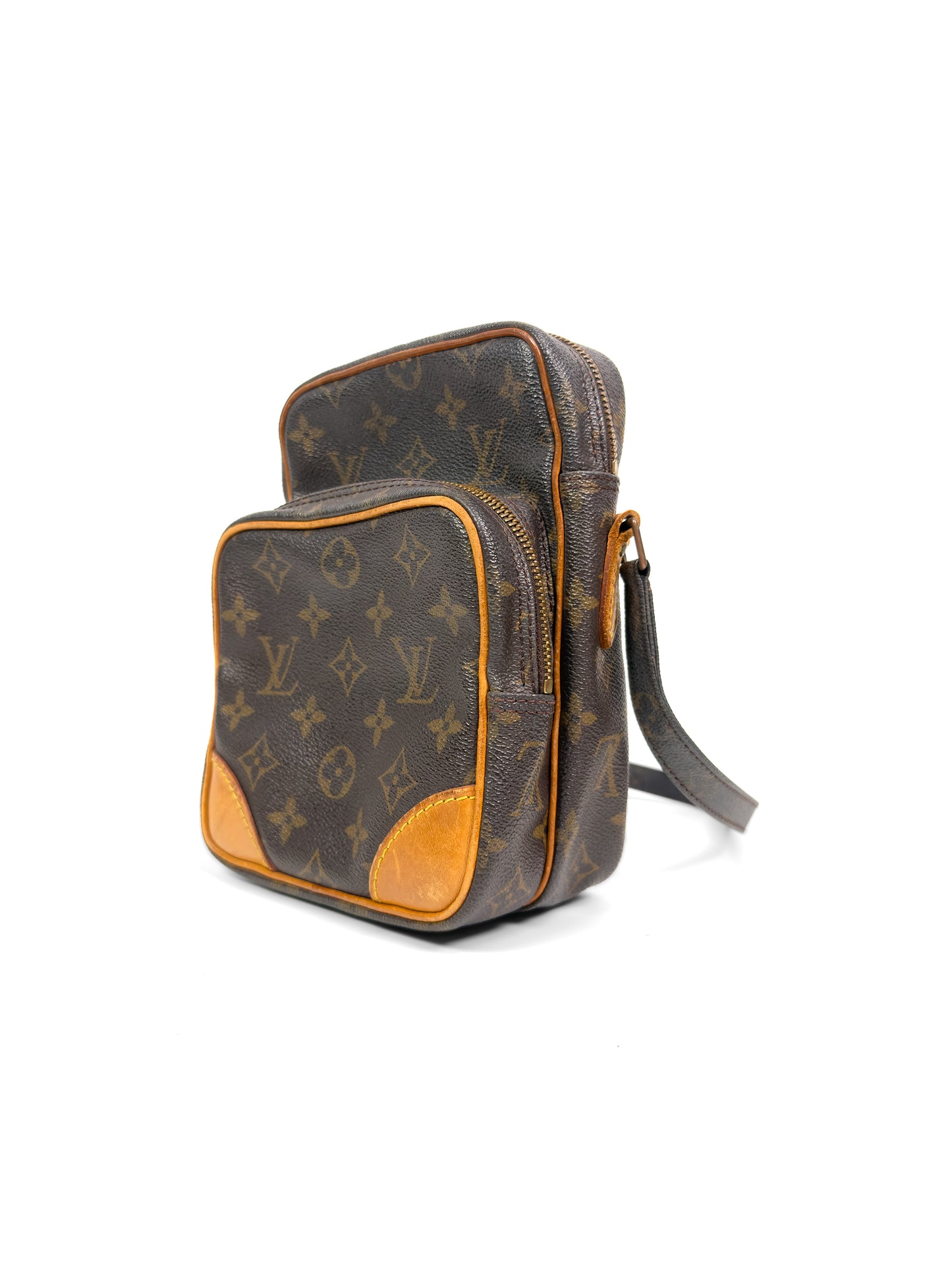 LOUIS VUITTON amazon crossbody