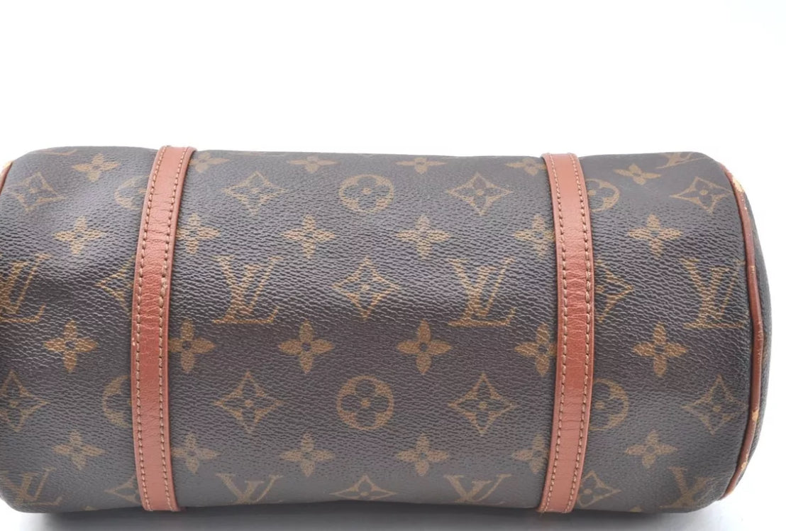 LOUIS VUITTON papillon 26