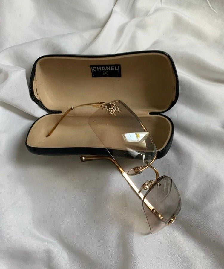 CHANEL 4104-b sunglasses