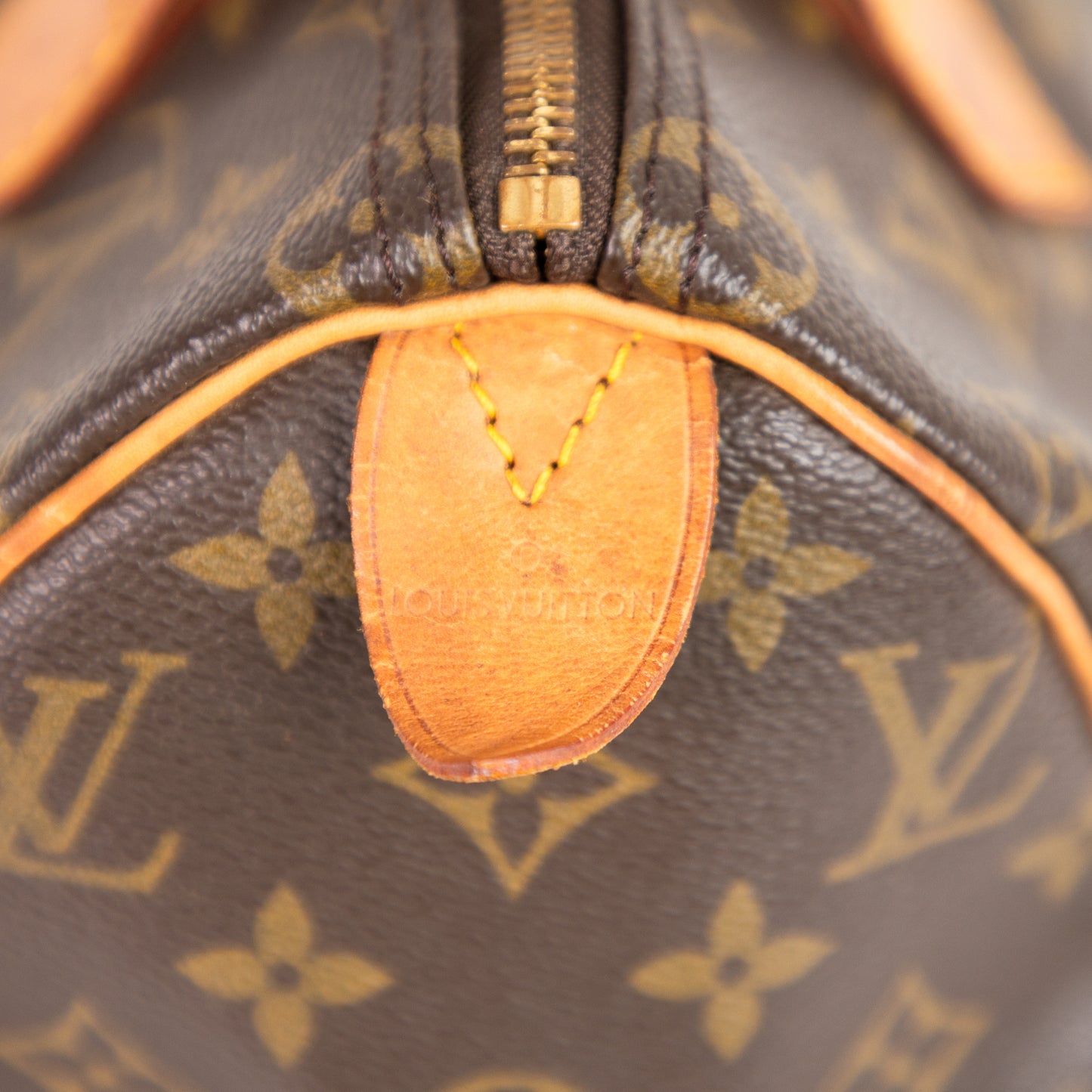 LOUIS VUITTON speedy 25