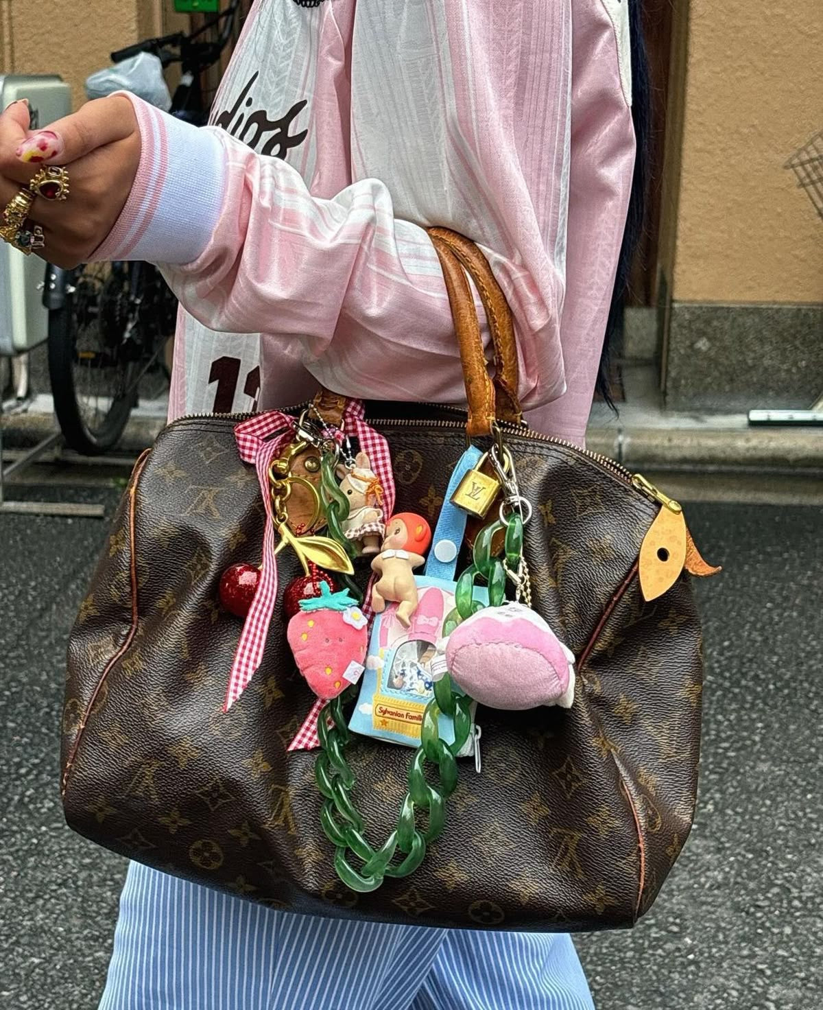 LOUIS VUITTON speedy 25