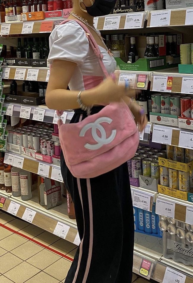 CHANEL vip pink precision bag