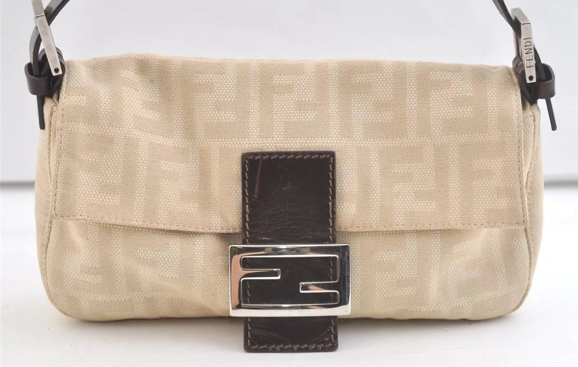 FENDI beige zucca baguette