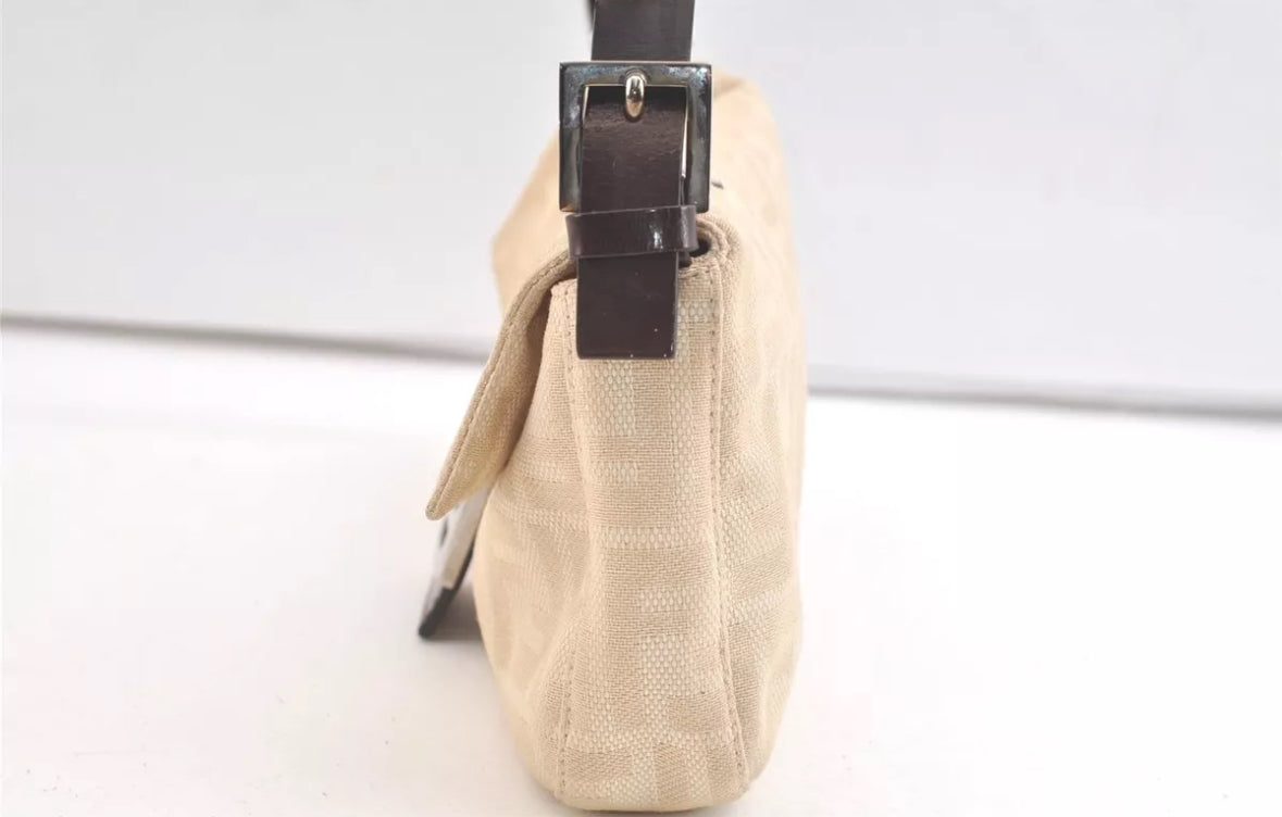 FENDI beige zucca baguette