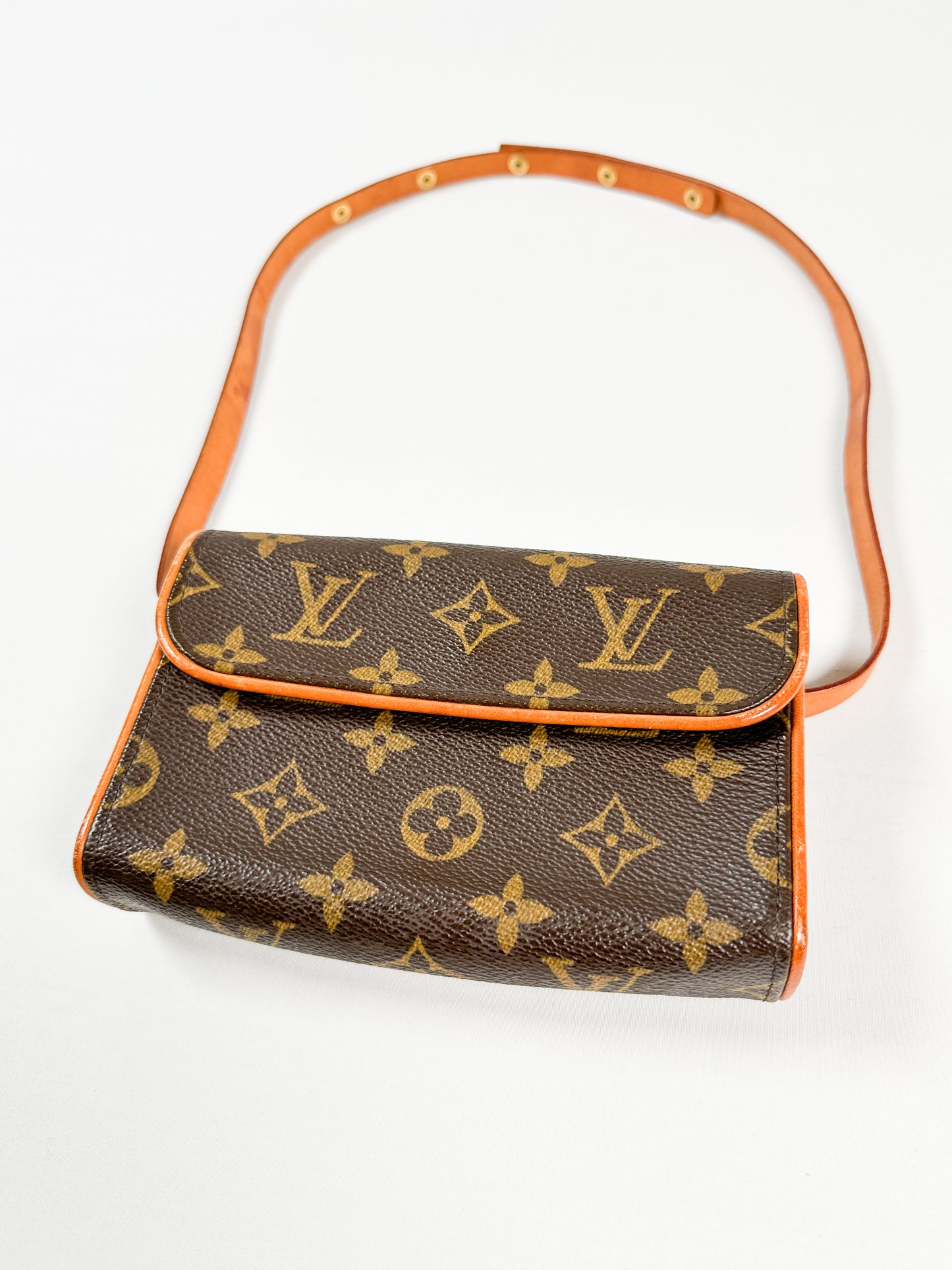 LOUIS VUITTON florentine pochette