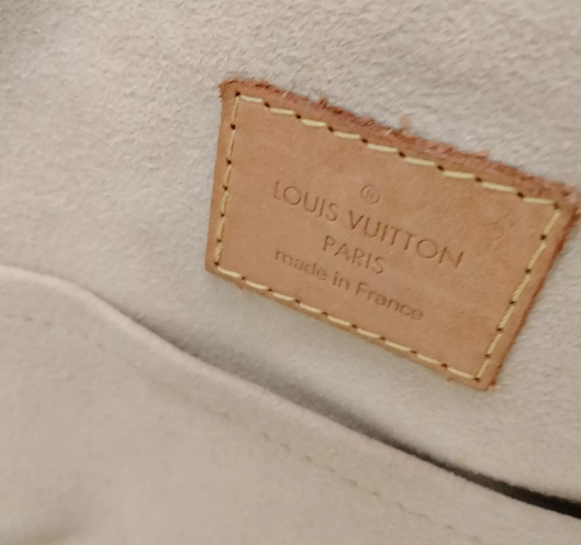 LOUIS VUITTON Manhattan pm