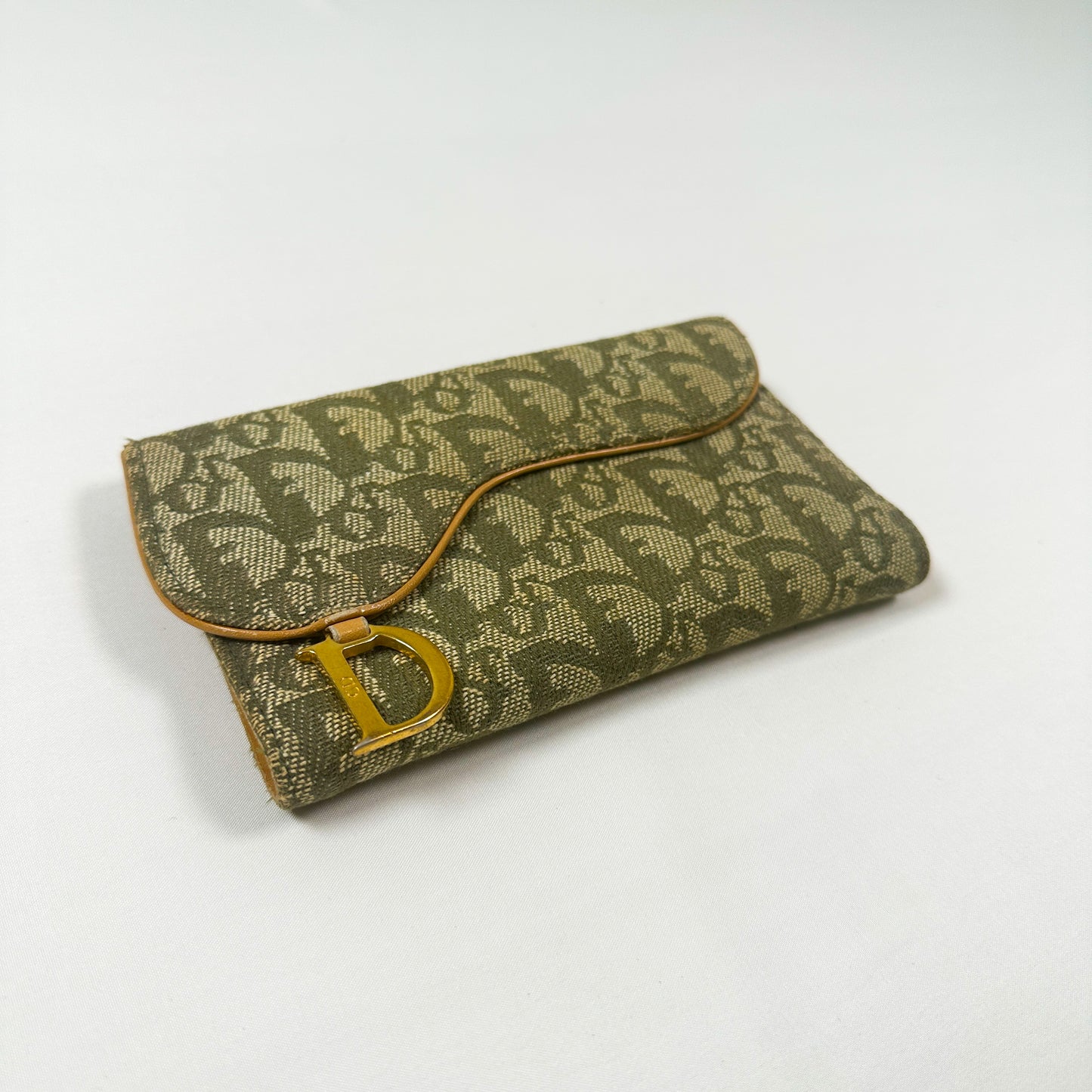 DIOR olive saddle wallet