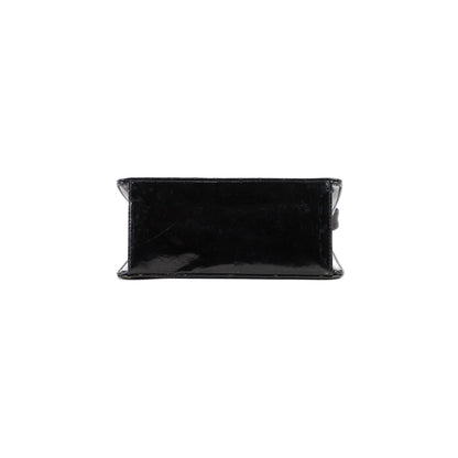 CHANEL quilted flap handle bag