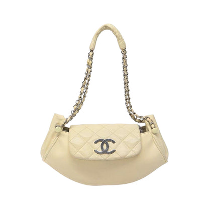 CHANEL cream matelasse lambskin accordion shoulderbag