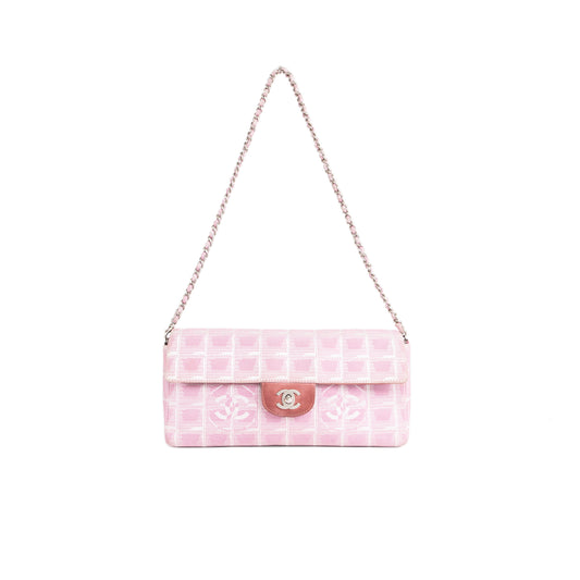 CHANEL pink travel line chain shoulder bag
