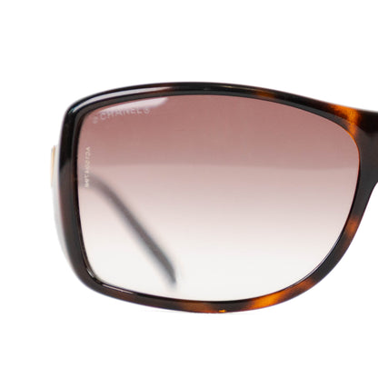 CHANEL 5068 tortoiseshell sunglasses