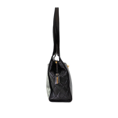 CHANEL black lambskin quilted leather tote