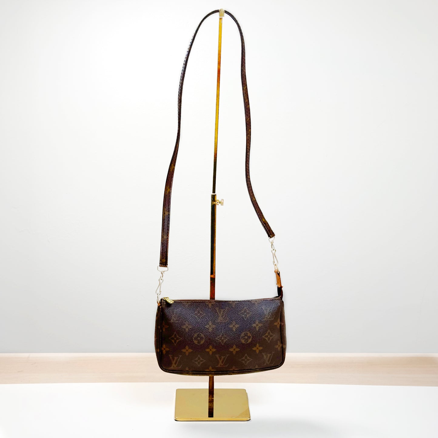 LOUIS VUITTON pochette with crossbody leather strap