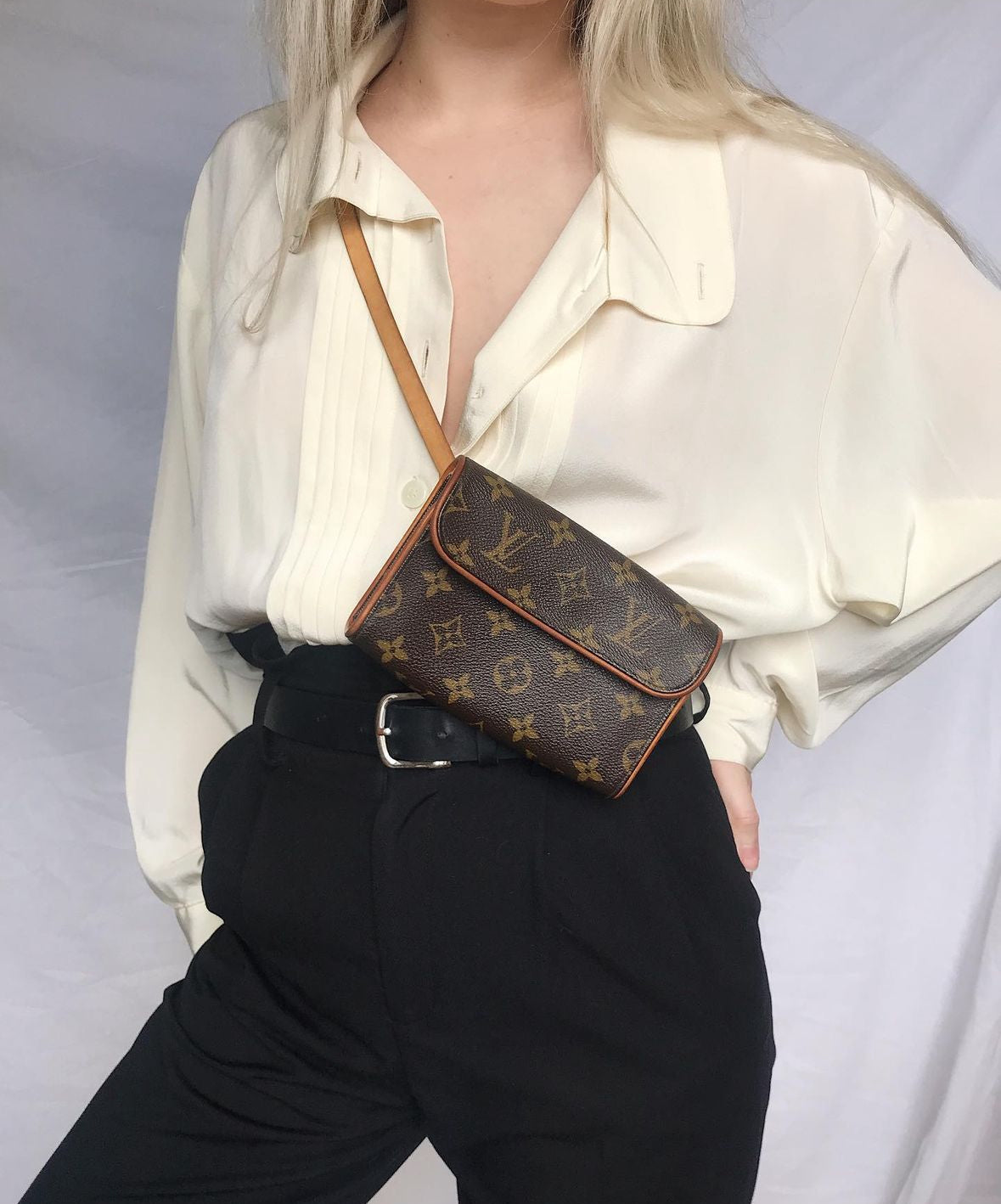 LOUIS VUITTON florentine pochette