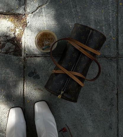 LOUIS VUITTON papillon 26