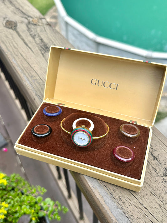 GUCCI interchangeable bezel bangle watch set