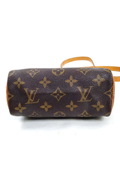 LOUIS VUITTON mini speedy with strap