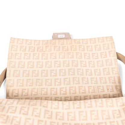 FENDI beige mamma baguette