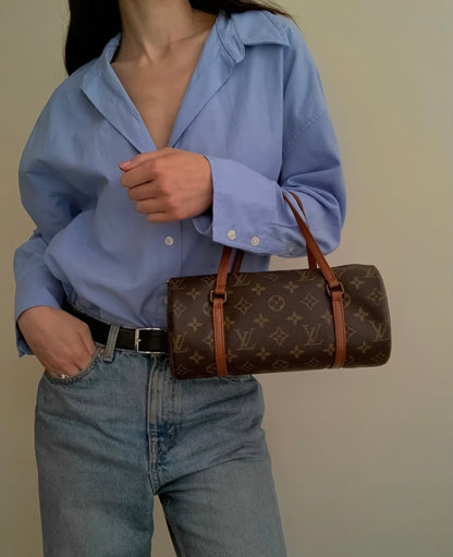 LOUIS VUITTON papillon 26