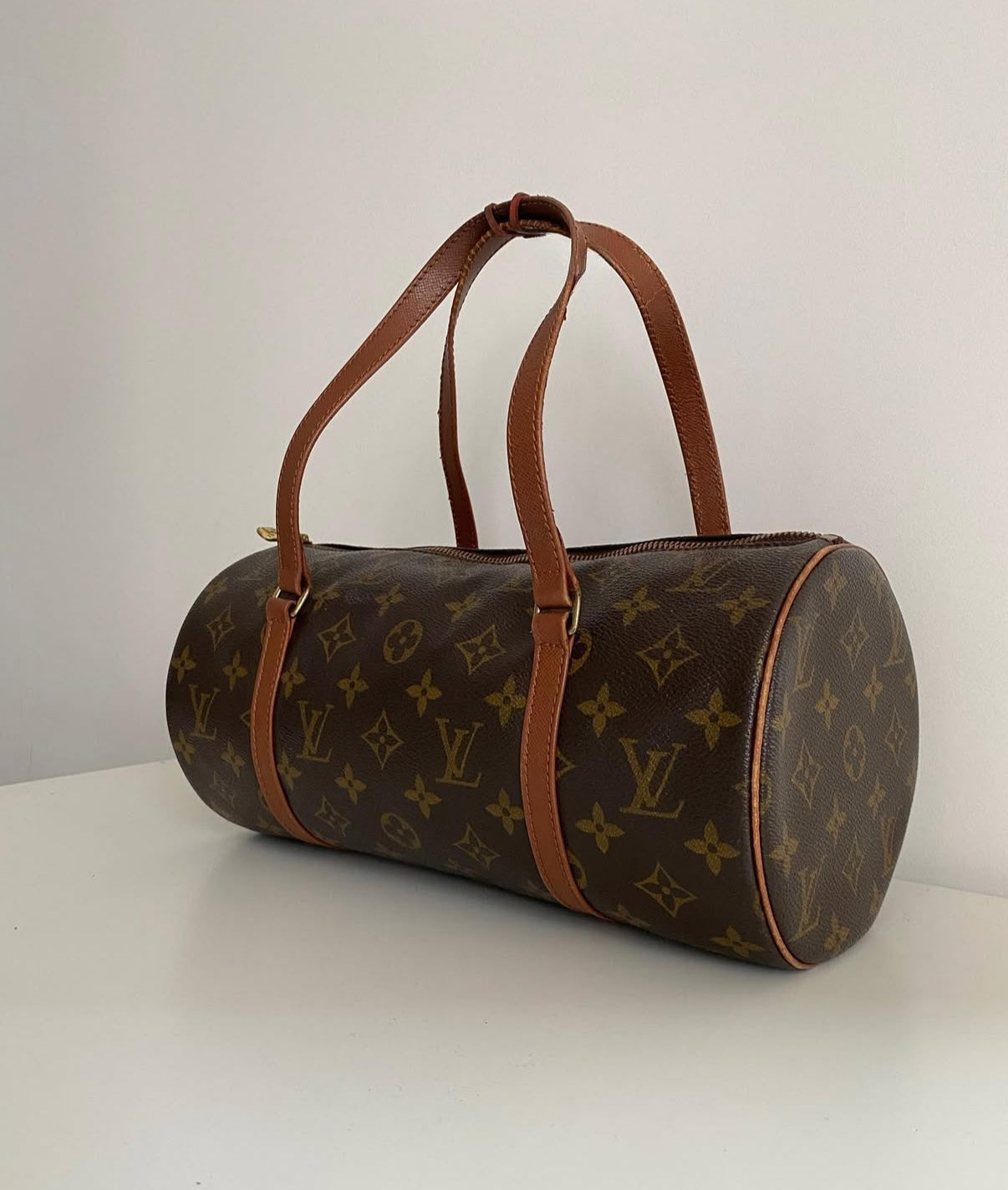 LOUIS VUITTON papillon 30