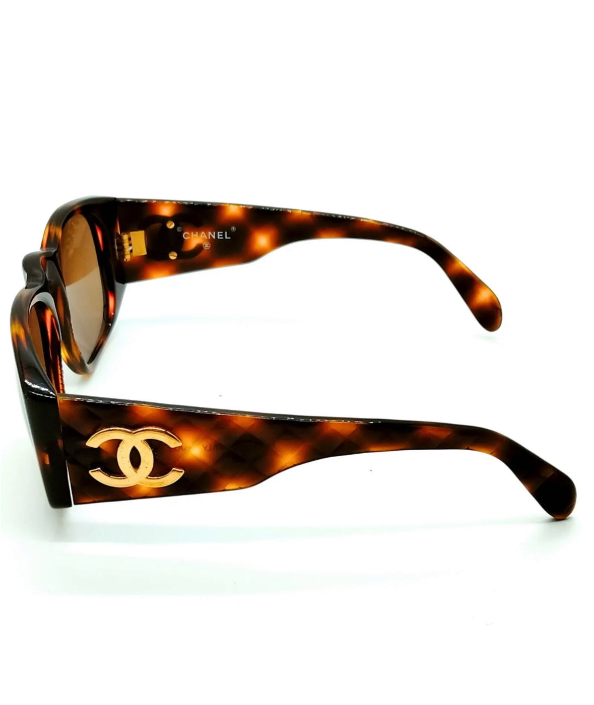 CHANEL 01450 tortoiseshell sunglasses