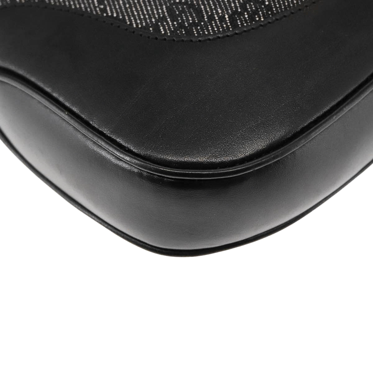 GUCCI black monogram jackie shoulderbag