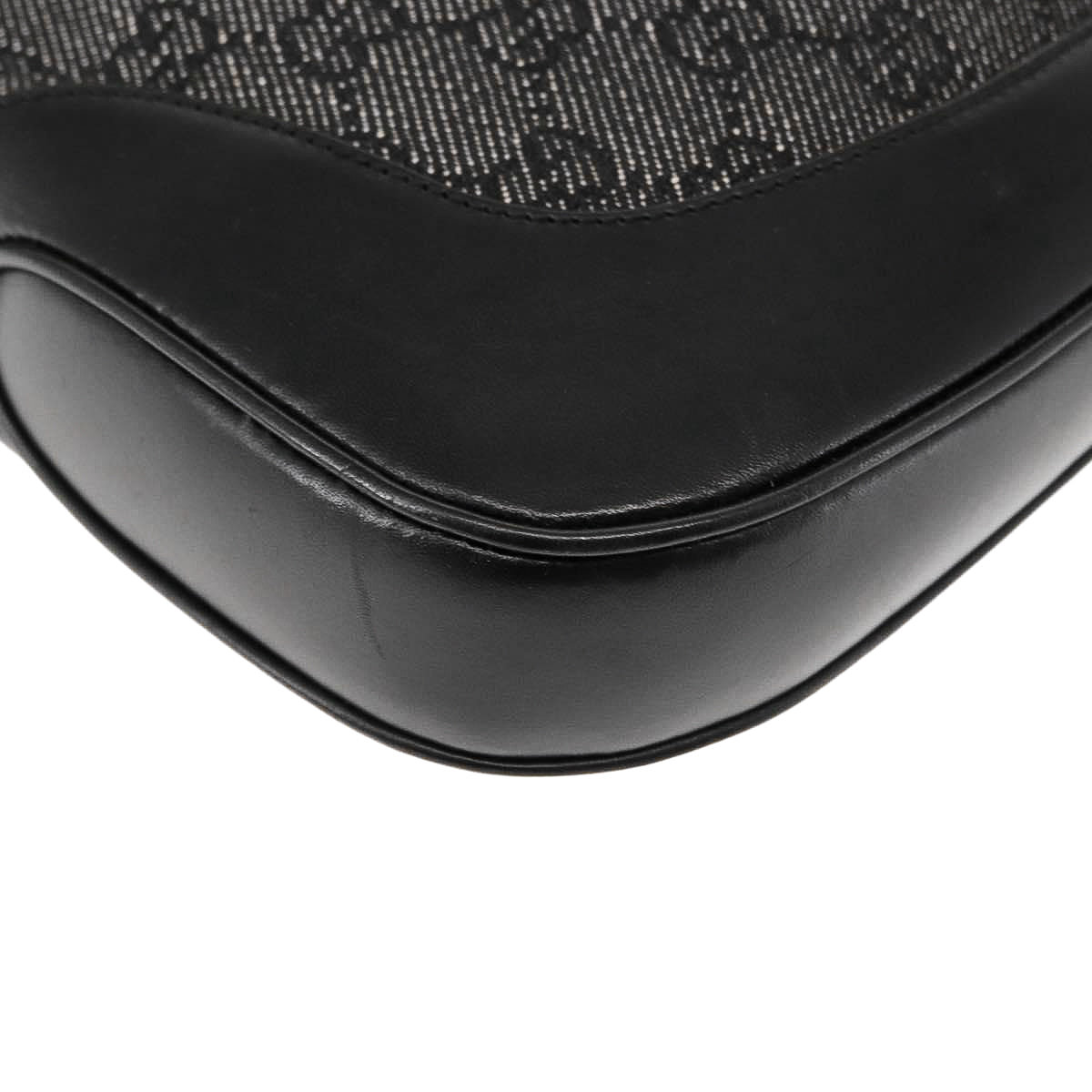 GUCCI black monogram jackie shoulderbag