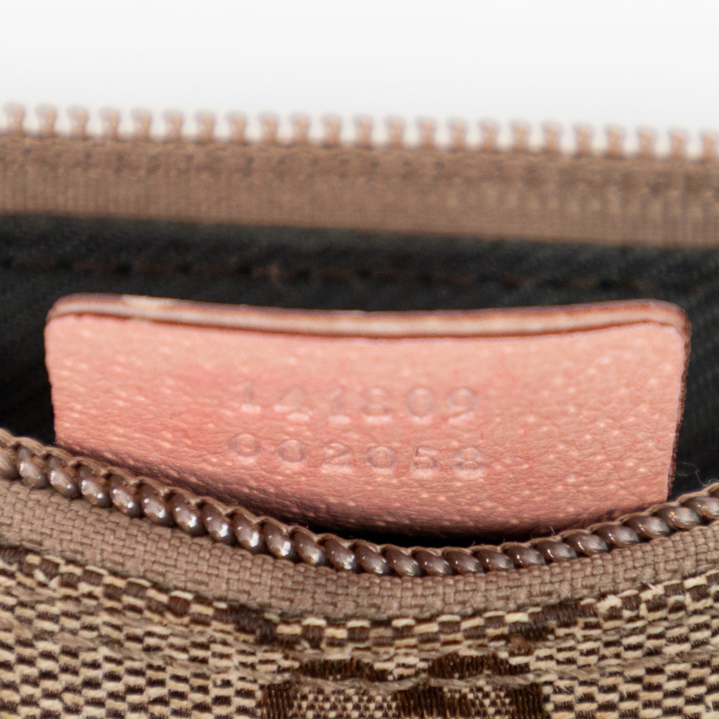 GUCCI monogram canvas boat w pink trim