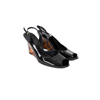 GUCCI vitello vernis wedges sz 38.5